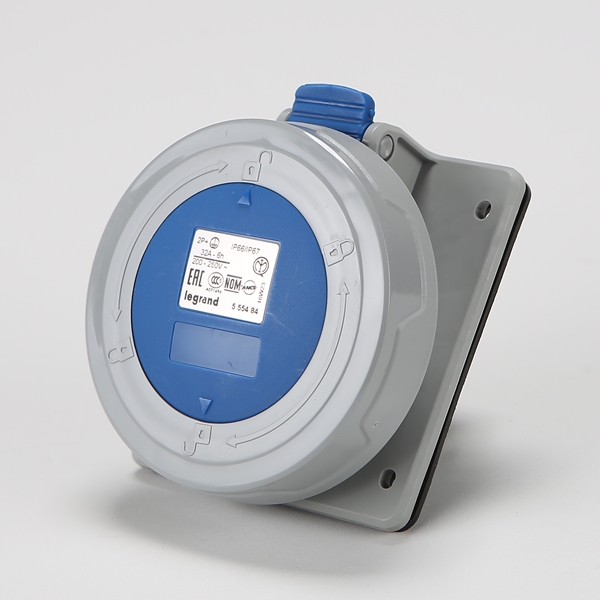 아남콘센트(2P+E 32A)	250V 555484 판넬(IP67)